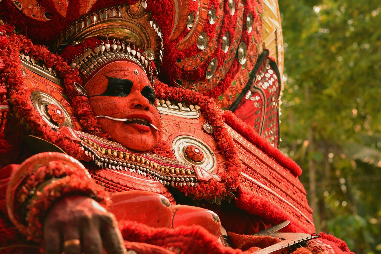 Photo by <a href="https://unsplash.com/@varmamanyu" rel="nofollow">Manyu Varma</a> on <a href="https://unsplash.com/?utm_source=hostinger&utm_medium=referral" rel="nofollow">Unsplash</a> 