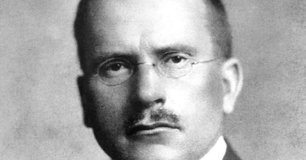 Fotografia em preto e branco de Carl Gustav Jung. Capa do ensaio Por que Jung continua de pe.